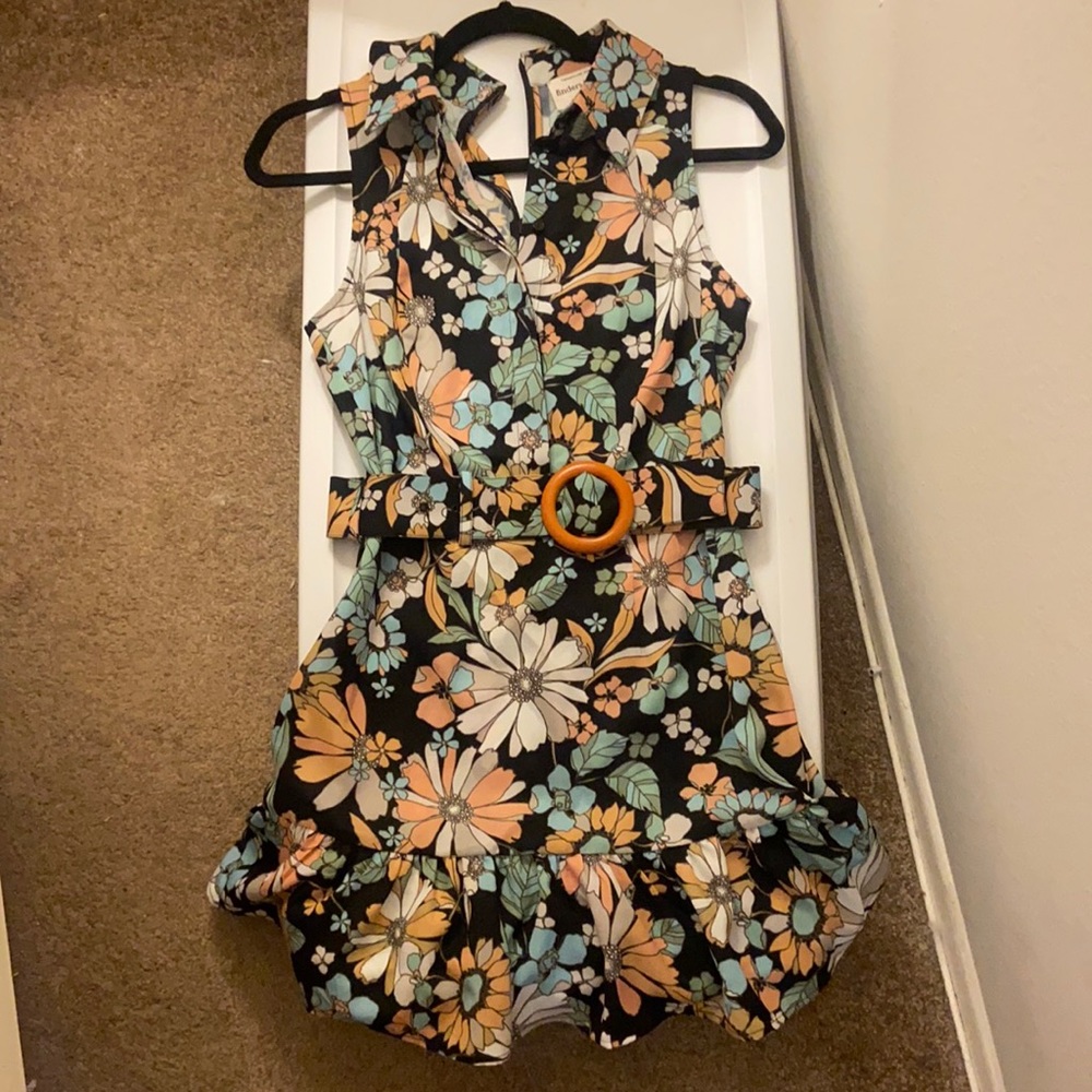 Finders Keepers “70’s” floral mini flounce dress